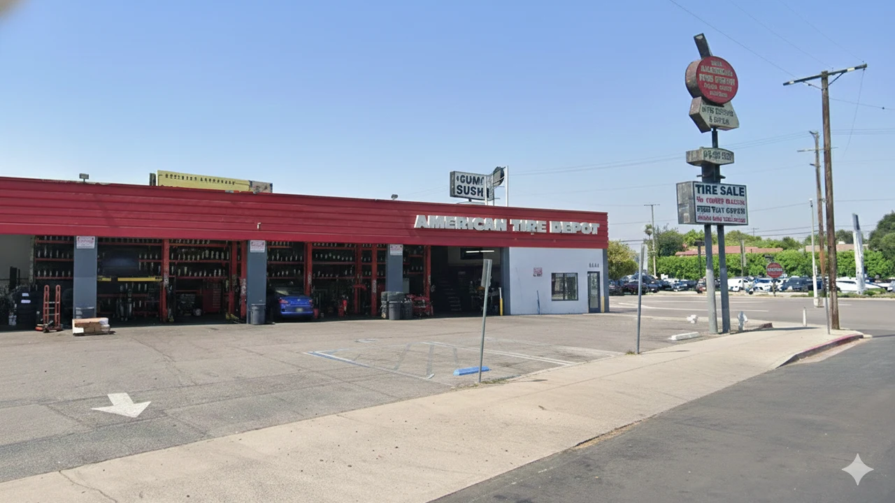 Sherman Oaks - Van Nuys Blvd storefront