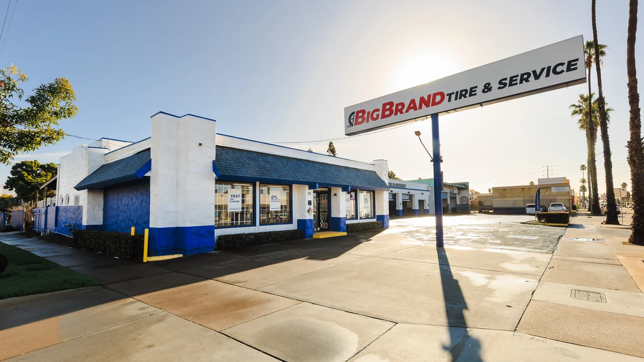 Chula Vista - Broadway storefront