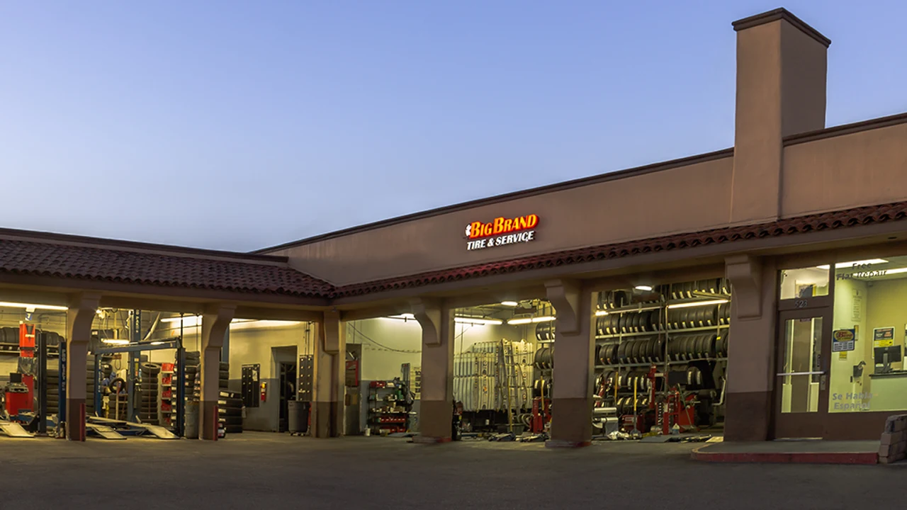 Santa Barbara - North Milpas storefront