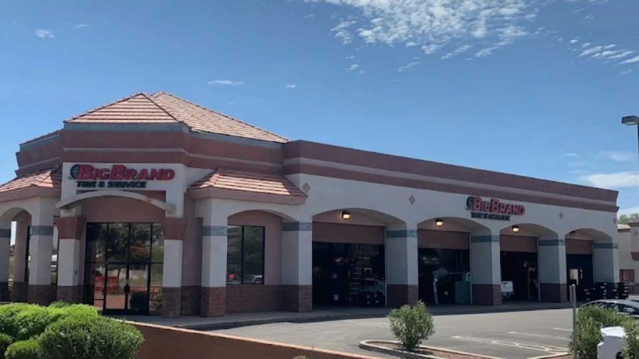 Big Brand Tire & Service Location at 10545 West Indian School Road Avondale, AZ 85392-5648 Store Front