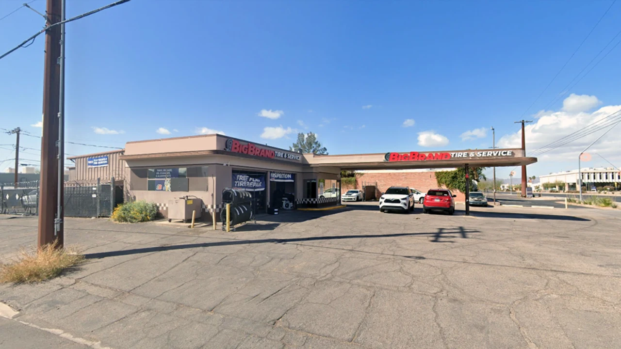 Big Brand Tire & Service Location at 2448 East Broadway Boulevard Tucson, AZ 85719-6008 Store Front