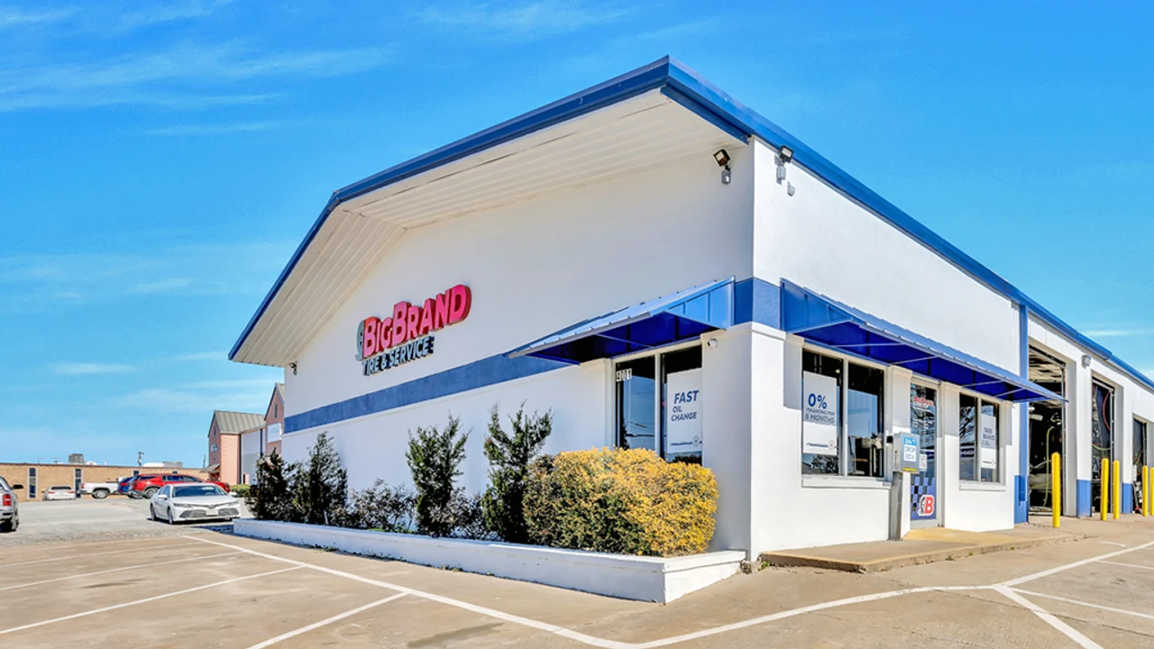 Sherman - Texoma Pkwy storefront