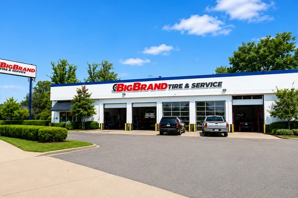 Big Brand Tire & Service Location at 9401 Mabelvale Pike Mabelvale, AR 72103-5872 Store Front