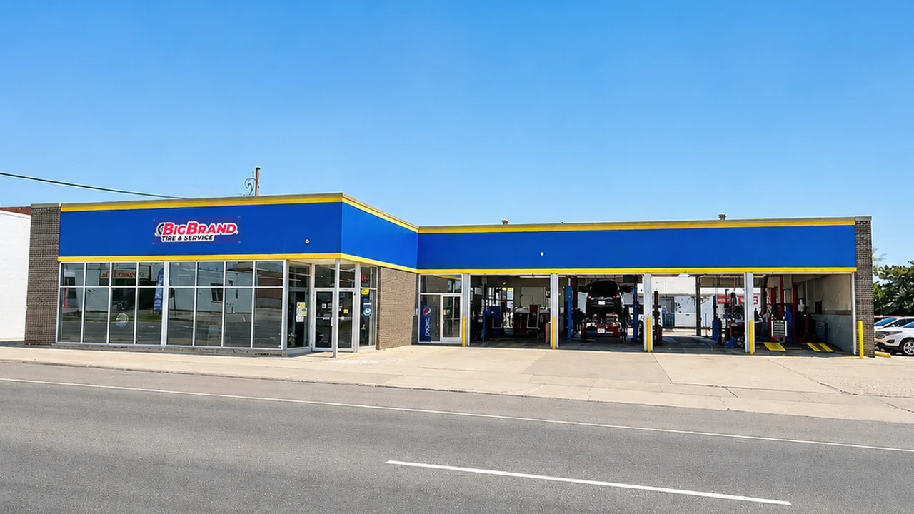 Big Brand Tire & Service Location at 205 E Linn St Marshalltown, IA 50158-2950 Store Front