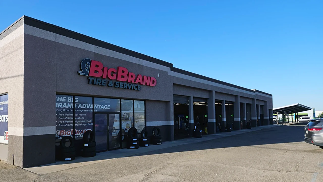 Big Brand Tire & Service Location at 8280 East 22Nd Street Tucson, AZ 85710-8518 Store Front