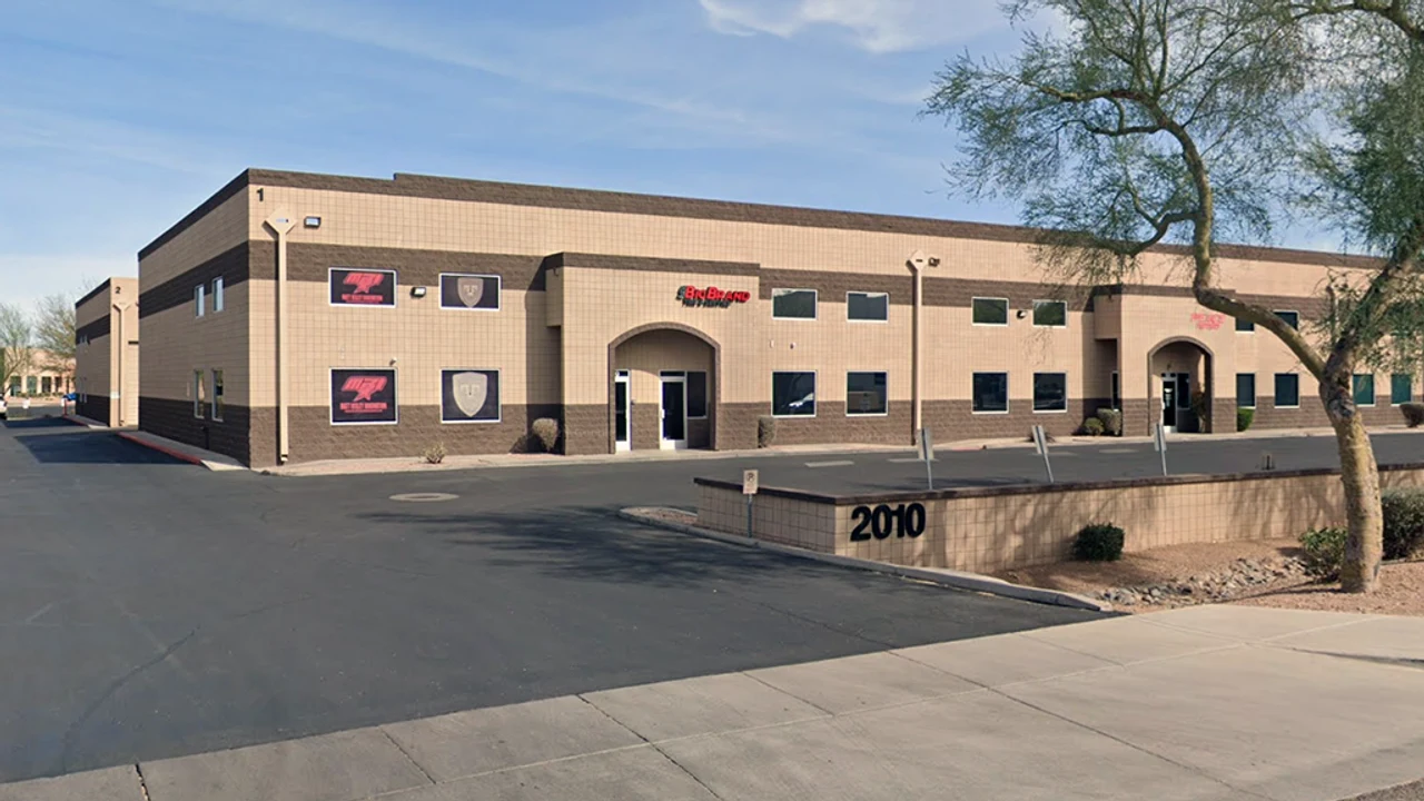 Phoenix - Happy Valley storefront