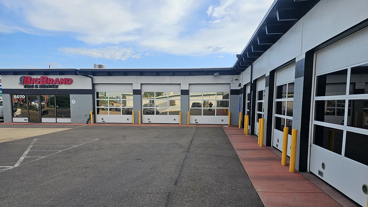 Arvada - Sheridan Blvd storefront