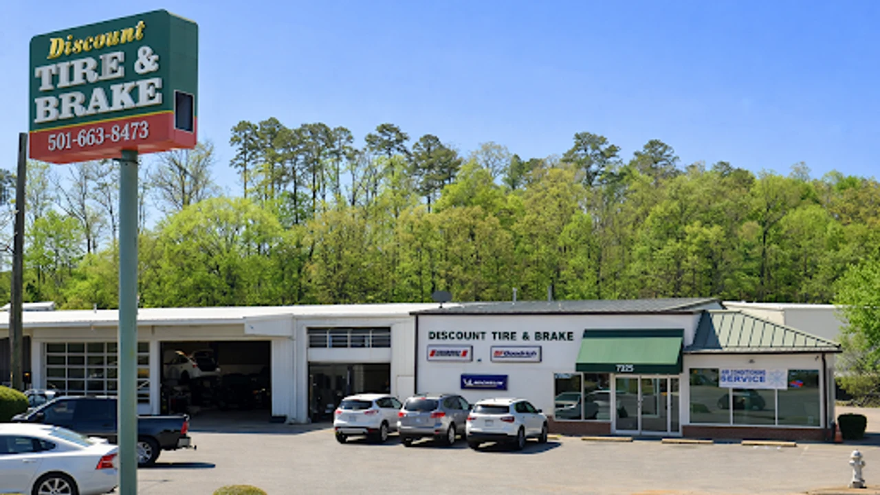 Kanis Rd storefront