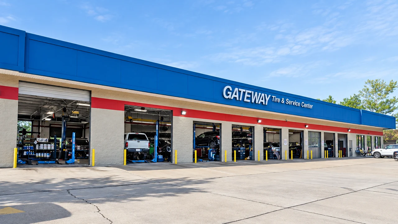Gateway Tire Location at 795 Lake Harbour Dr Ridgeland, MS 39157-1270 Store Front