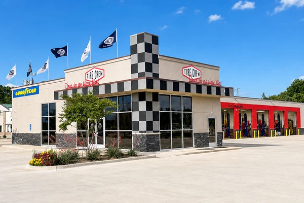 Tire Crew Location at 1007 Chinaberry Drive Bossier City, LA 71111-2438 Store Front