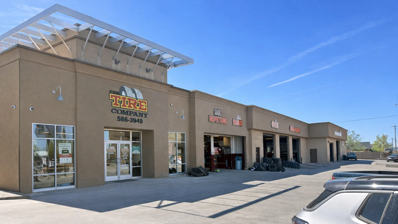 Burt Brothers Tire & Service Location at 115 W 200 N Cedar City, UT 84720-2529 Store Front