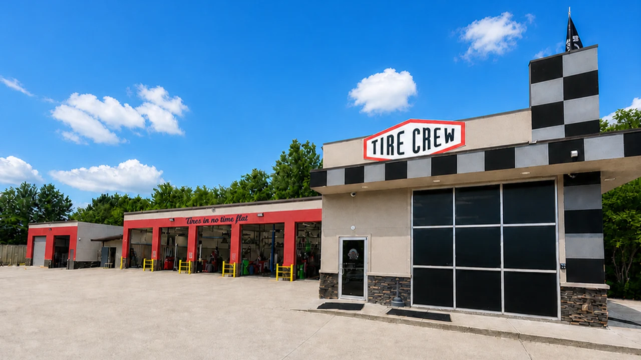 Tire Crew Location at 5881 Old Mooringsport Road Shreveport, LA 71107-2021 Store Front